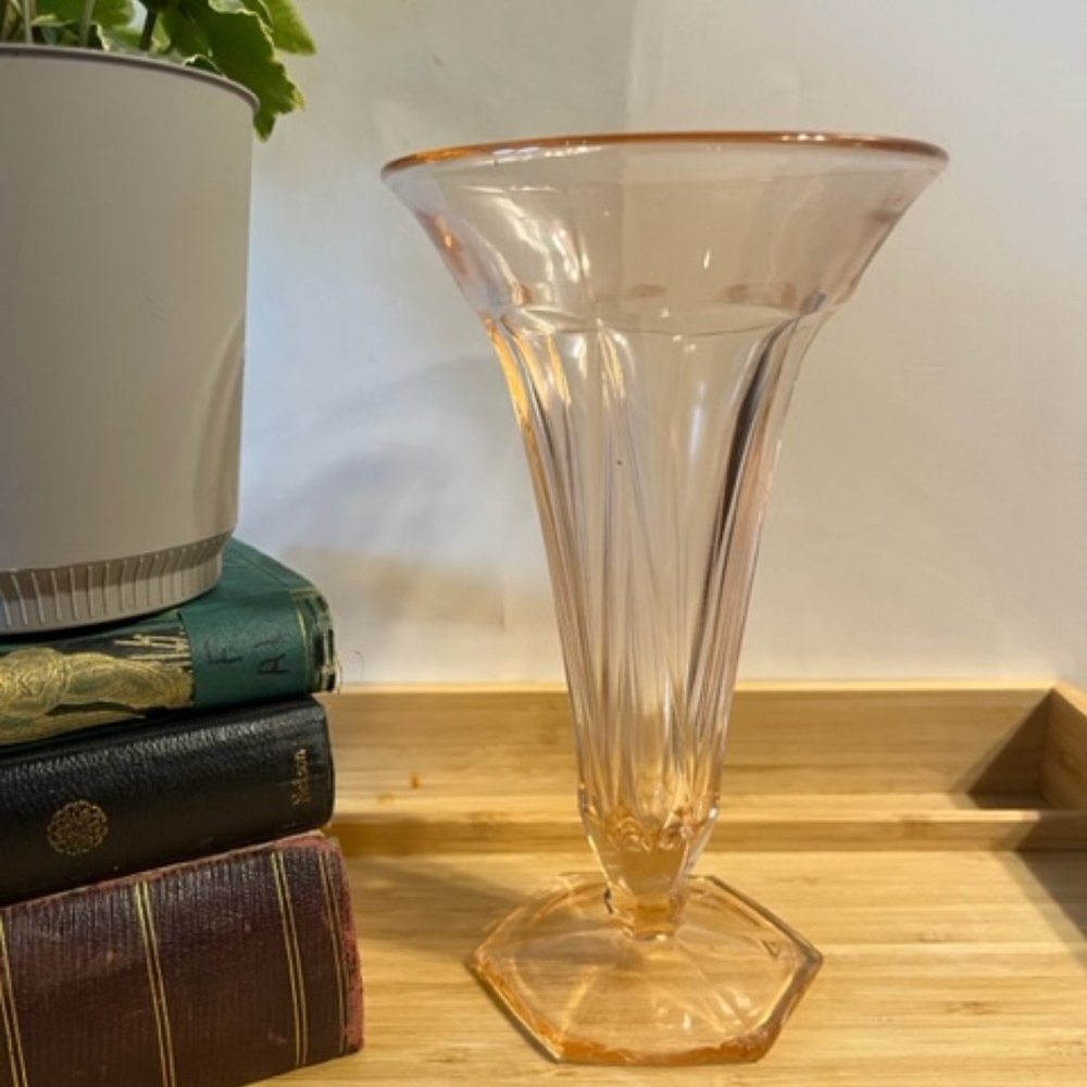 Vintage Antique Art Deco Vase Pink Depression glass